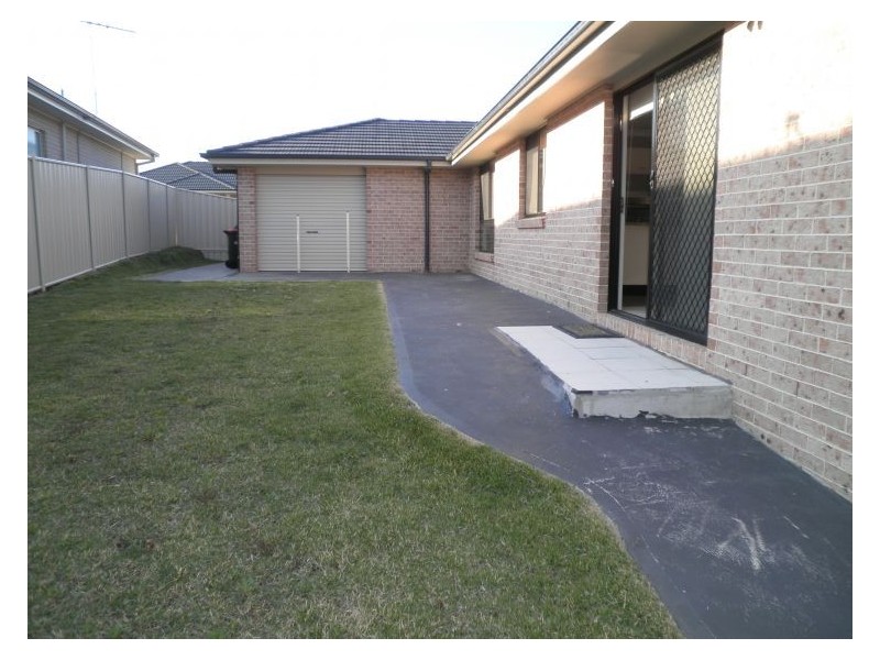 17 Red Ash Ave, Mount Annan NSW 2567