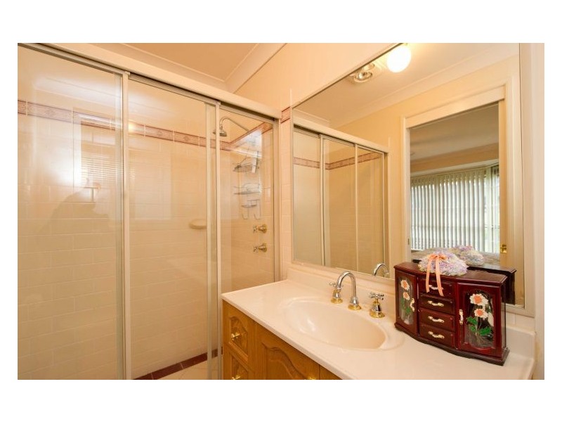 105 Waterworth Dr, Narellan Vale NSW 2567