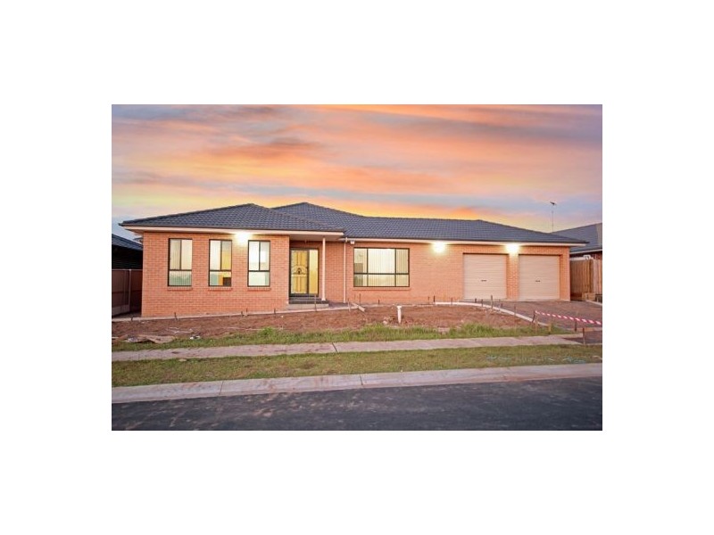 7 Dewpoint Drive, Spring Farm NSW 2570