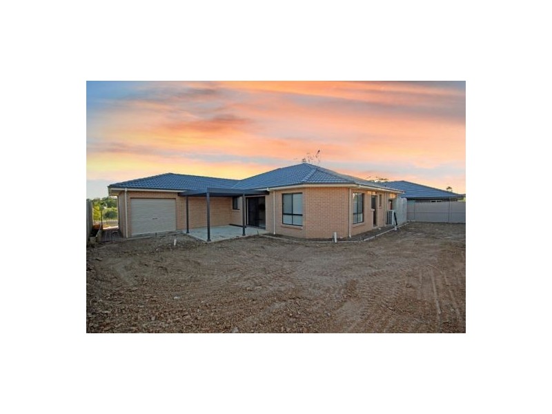 7 Dewpoint Drive, Spring Farm NSW 2570