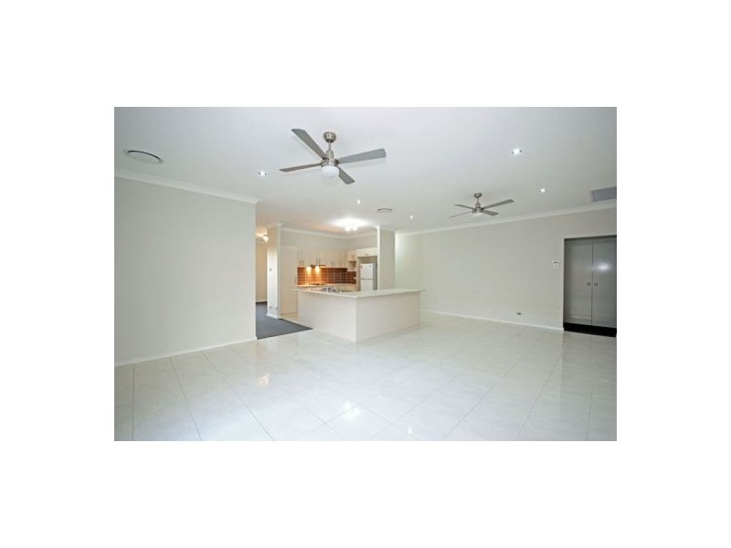 7 Dewpoint Drive, Spring Farm NSW 2570