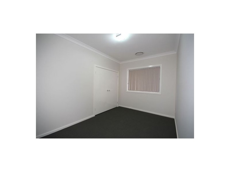 7 Dewpoint Drive, Spring Farm NSW 2570