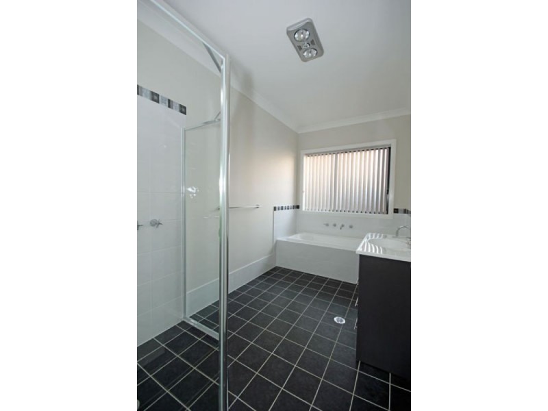 25 Montazah Street, Spring Farm NSW 2570