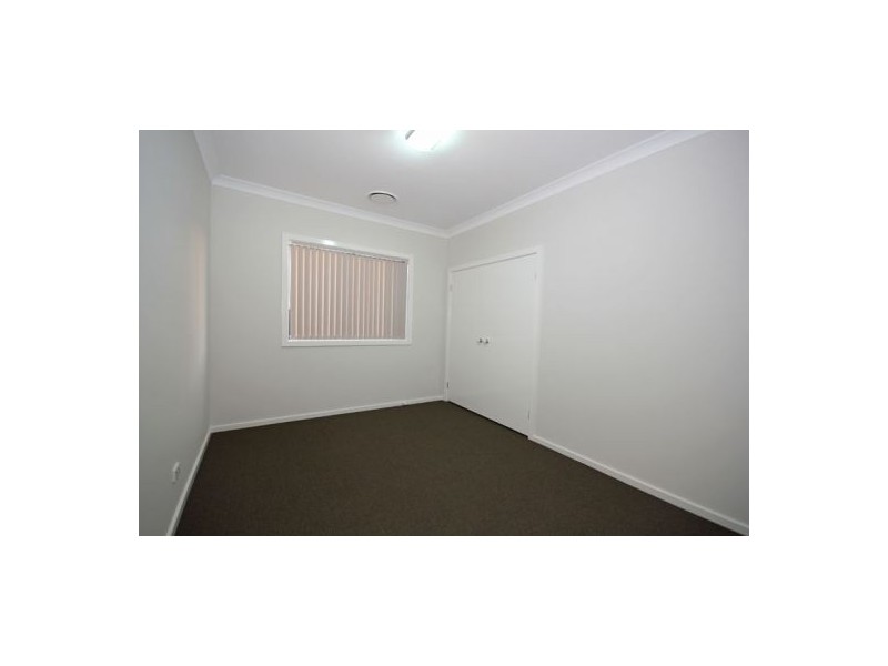 25 Montazah Street, Spring Farm NSW 2570