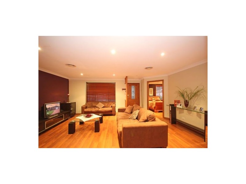 19 Veness Circuit, Narellan Vale NSW 2567