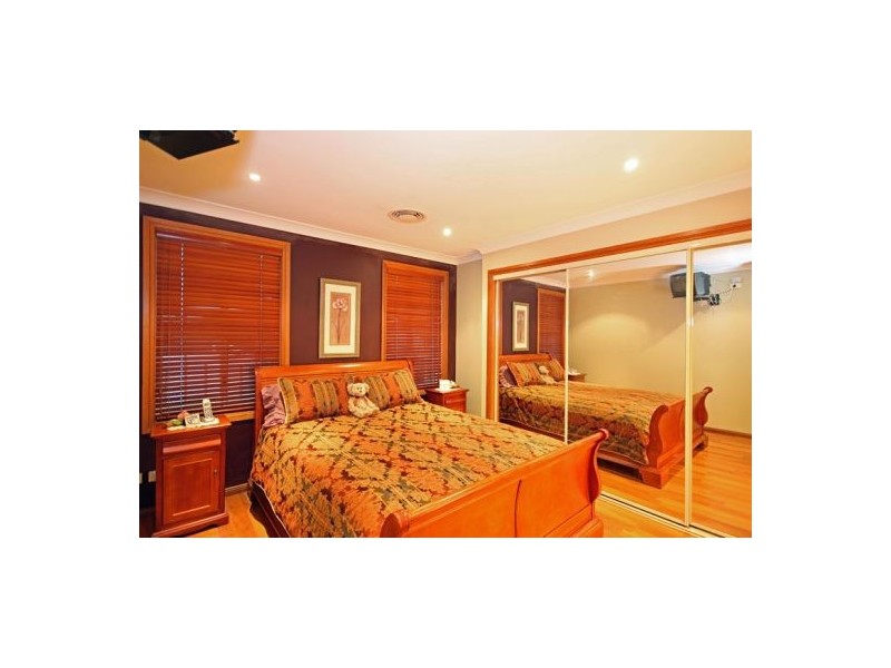 19 Veness Circuit, Narellan Vale NSW 2567