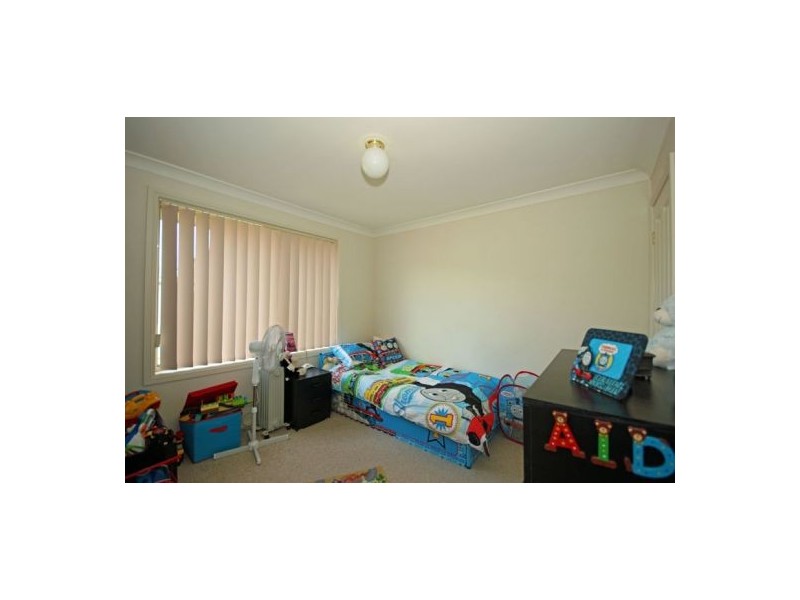 24 Orton Place, Currans Hill NSW 2567