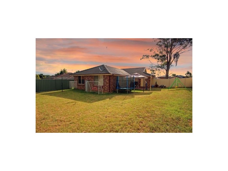 24 Orton Place, Currans Hill NSW 2567