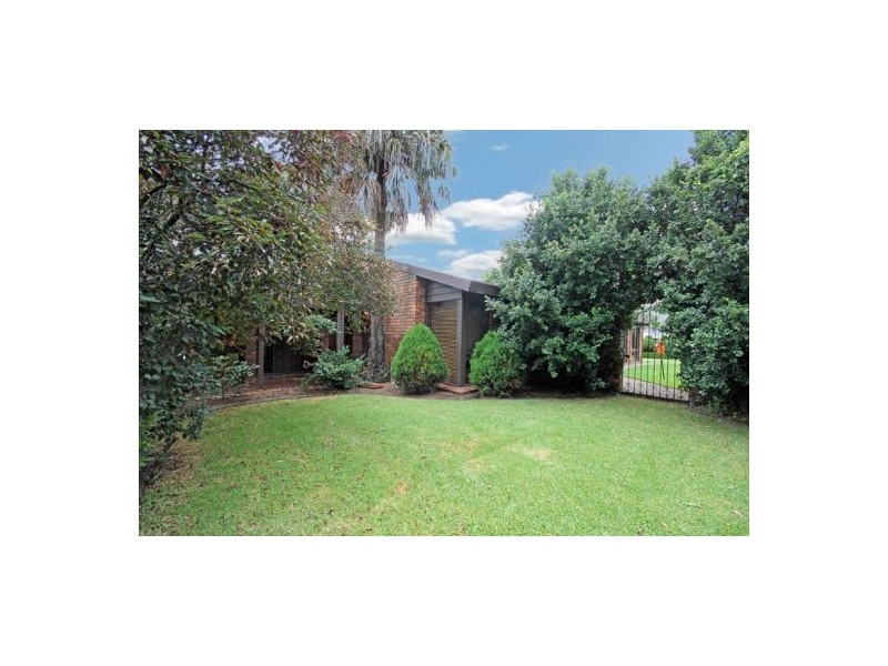 35 Bowman Avenue, Camden South NSW 2570