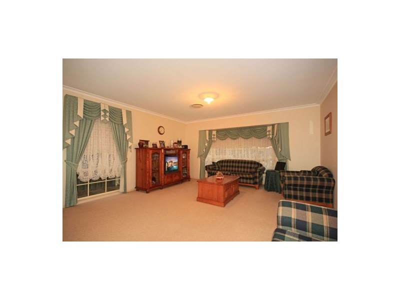 8 Kinnear Street, Harrington Park NSW 2567