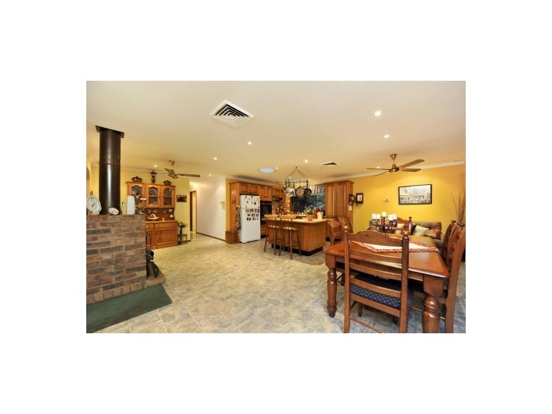 9 Tarcoola Place, Ellis Lane NSW 2570