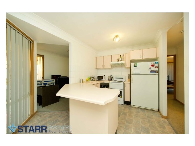 2 Moore Place, Currans Hill NSW 2567