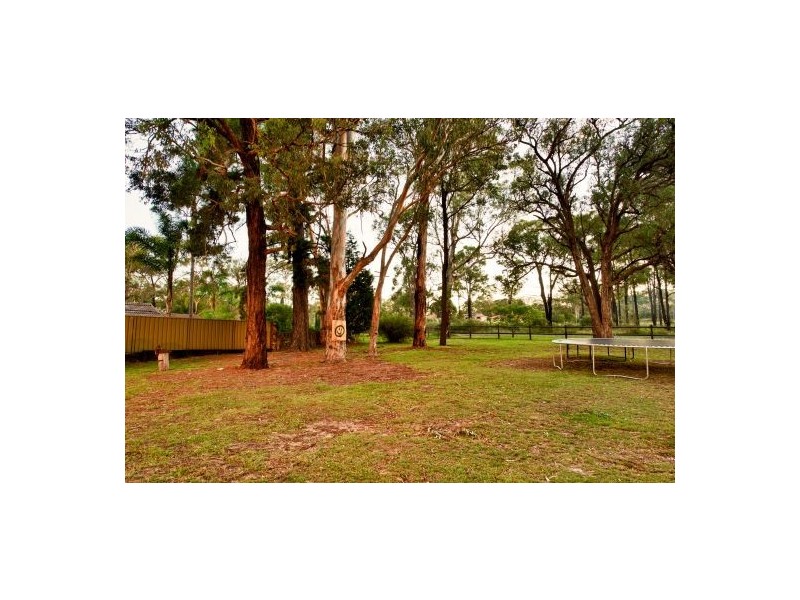 15 Mitchell Place, Douglas Park NSW 2569
