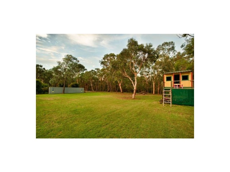 15 Mitchell Place, Douglas Park NSW 2569