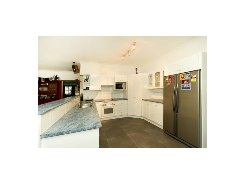 15 Mitchell Place, Douglas Park NSW 2569