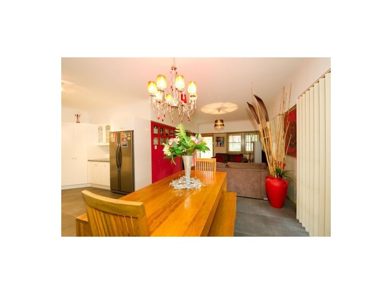 15 Mitchell Place, Douglas Park NSW 2569