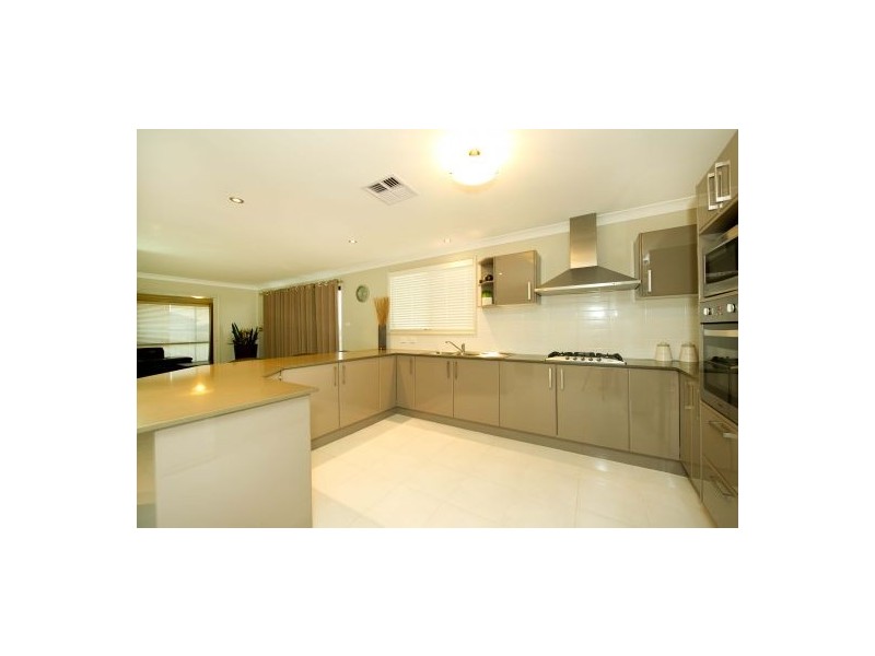 21 Langshan Street, Spring Farm NSW 2570