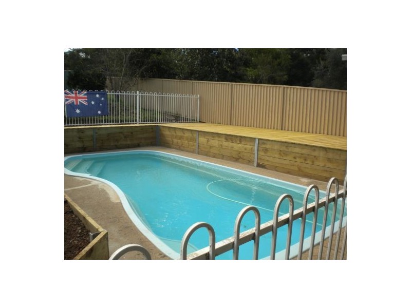 7 Edwards Street, The Oaks NSW 2570