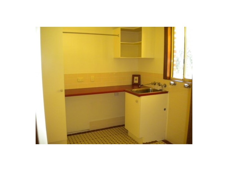 4 Wignell Place, Mount Annan NSW 2567