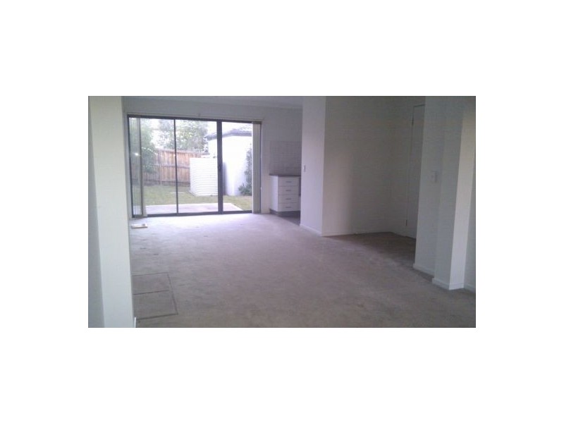 19 Maran Street, Spring Farm NSW 2570