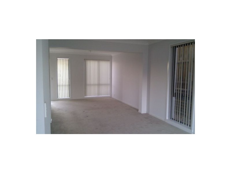 19 Maran Street, Spring Farm NSW 2570