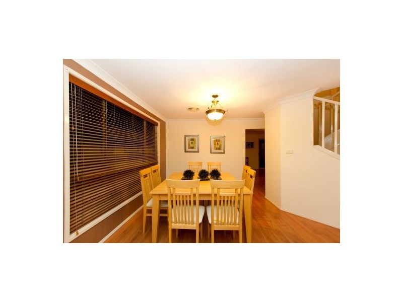 10 Quarters Place, Currans Hill NSW 2567