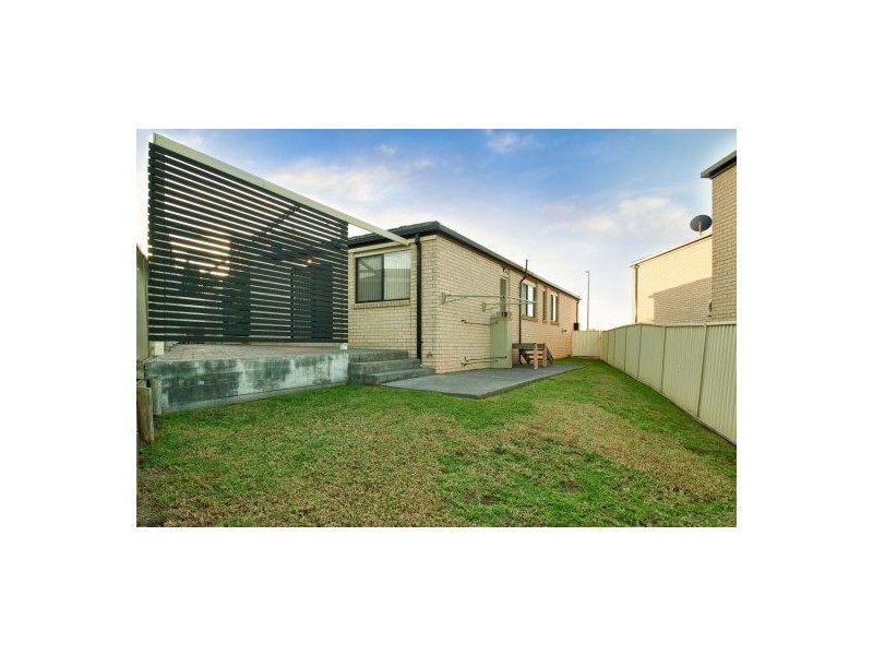7 Bardia Court, Mount Annan NSW 2567