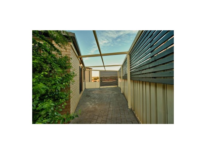7 Bardia Court, Mount Annan NSW 2567