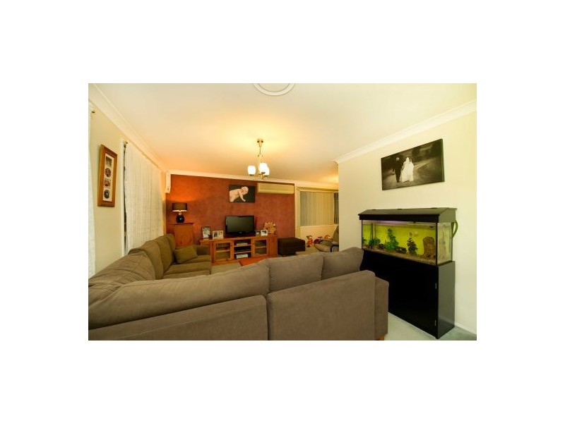 108 Welling Dr, Narellan Vale NSW 2567