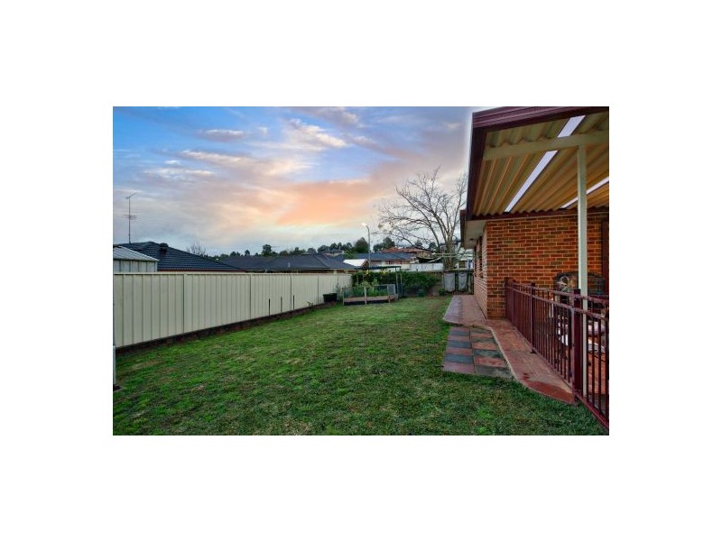 108 Welling Dr, Narellan Vale NSW 2567