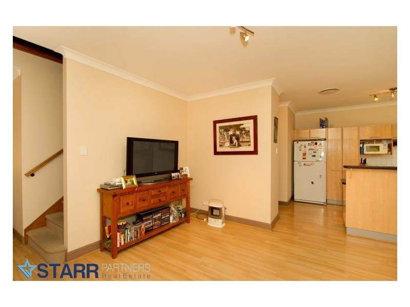 6 Birriwa Circuit, Mount Annan NSW 2567