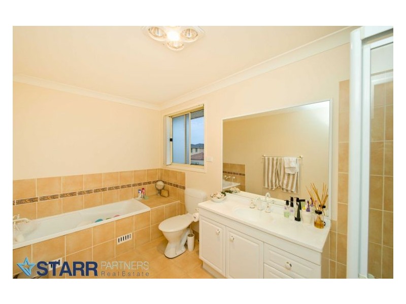 1 Lakeland Cct, Harrington Park NSW 2567