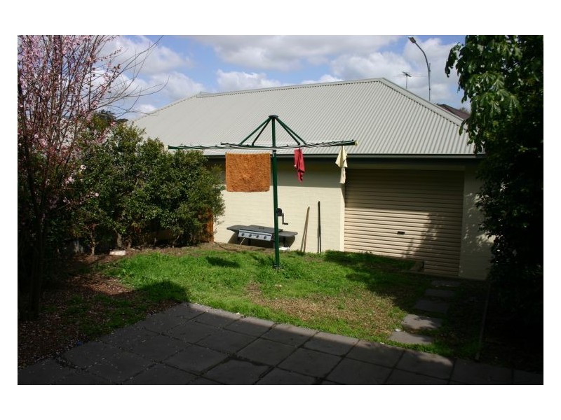 8 Trotter Street, Elderslie NSW 2570