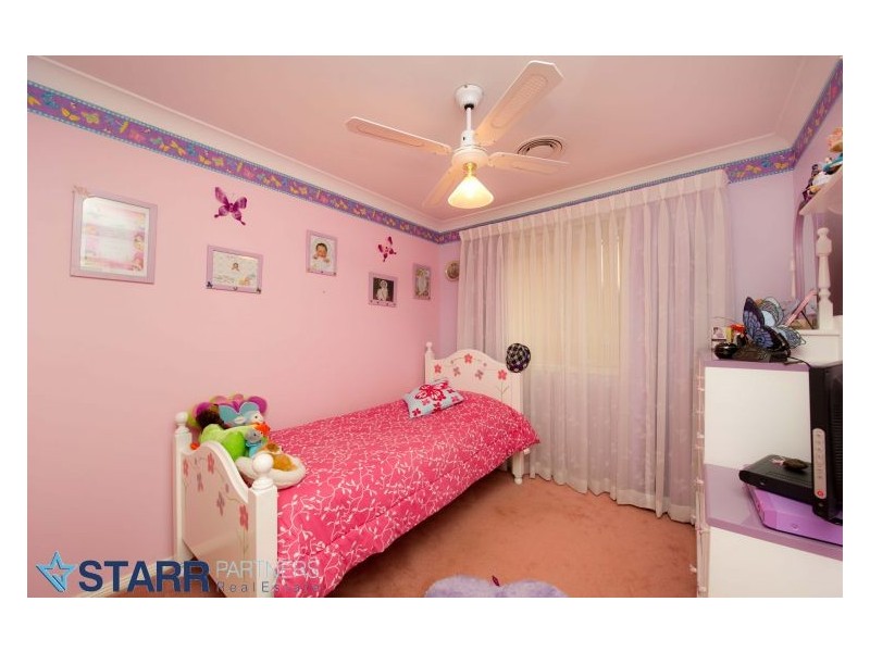 9 Durham Road, Douglas Park NSW 2569