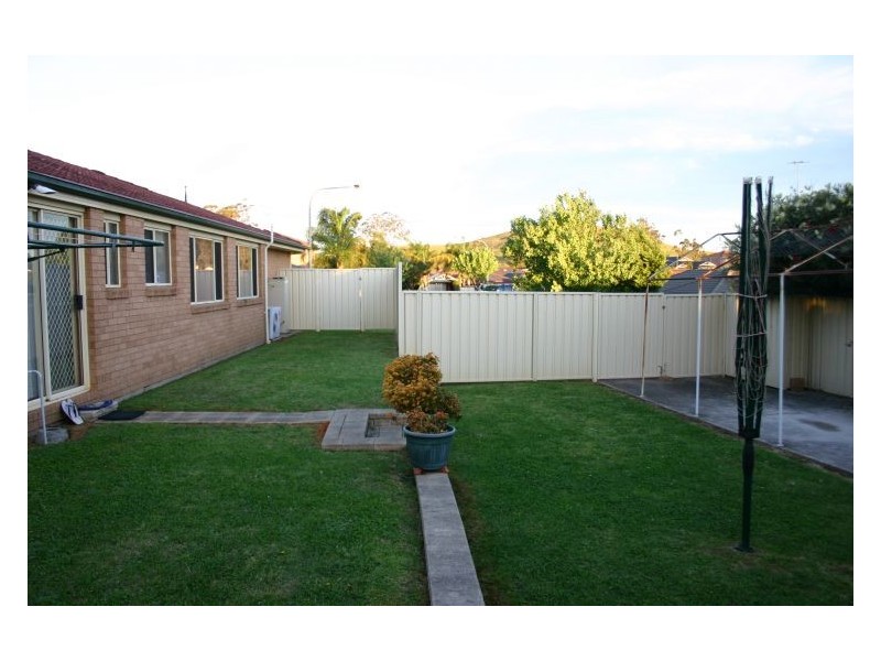 10 Francis Place, Currans Hill NSW 2567