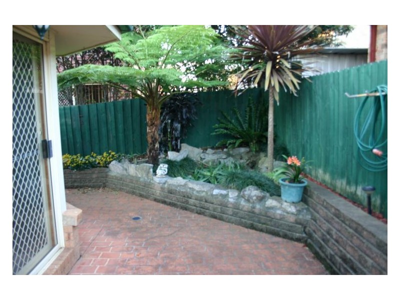 10 Francis Place, Currans Hill NSW 2567