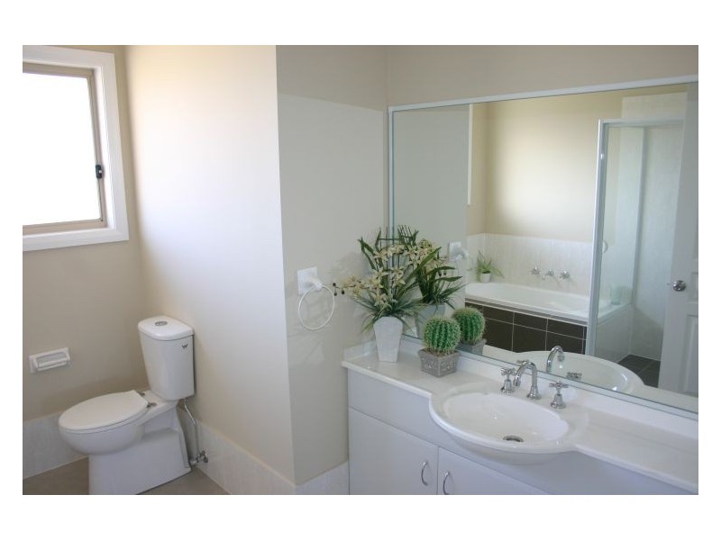 251 Mount Annan Drive, Mount Annan NSW 2567