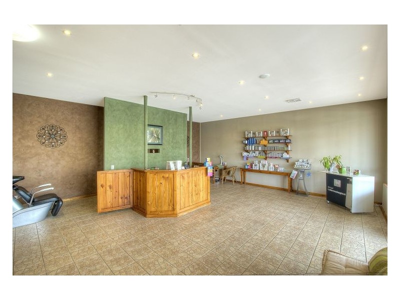 12,2-4 Main Street, Mount Annan NSW 2567