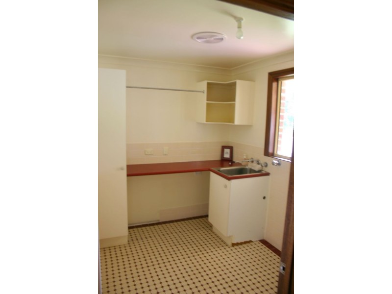 4 Wignell Place, Mount Annan NSW 2567