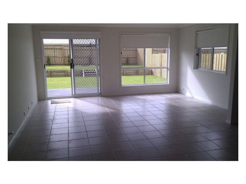 36 Greenfield Cres, Elderslie NSW 2570