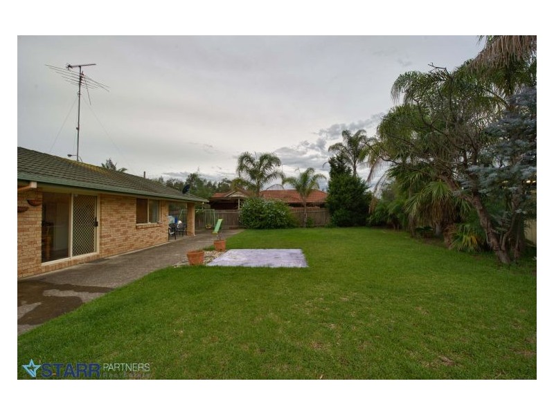 6 Munday Place, Currans Hill NSW 2567
