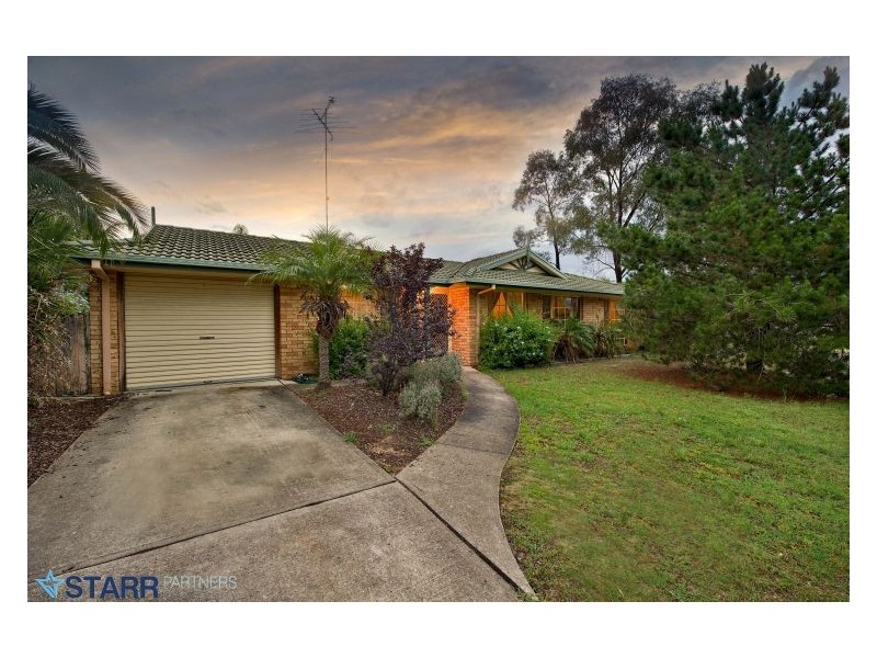 6 Munday Place, Currans Hill NSW 2567