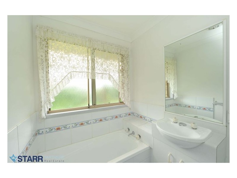 8 Tindal Way, Mount Annan NSW 2567