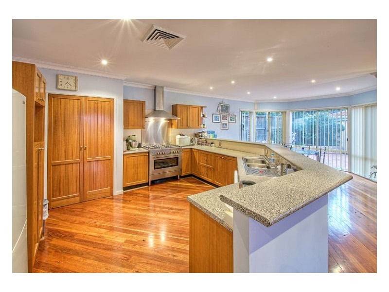 16 Buttercup Place, Mount Annan NSW 2567