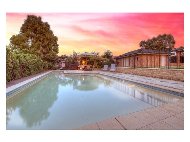 16 Buttercup Place, Mount Annan NSW 2567