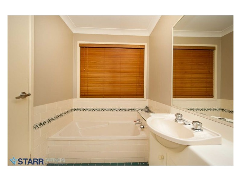 17 John Hunter Grove, Mount Annan NSW 2567