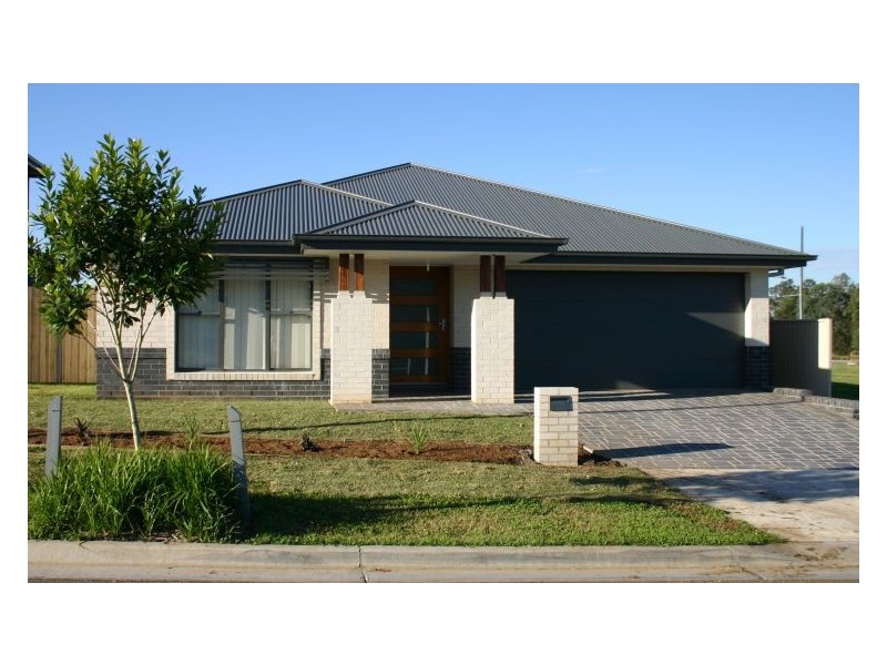 6 Fury Street, Oran Park NSW 2570