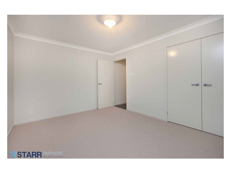 6 Fury Street, Oran Park NSW 2570