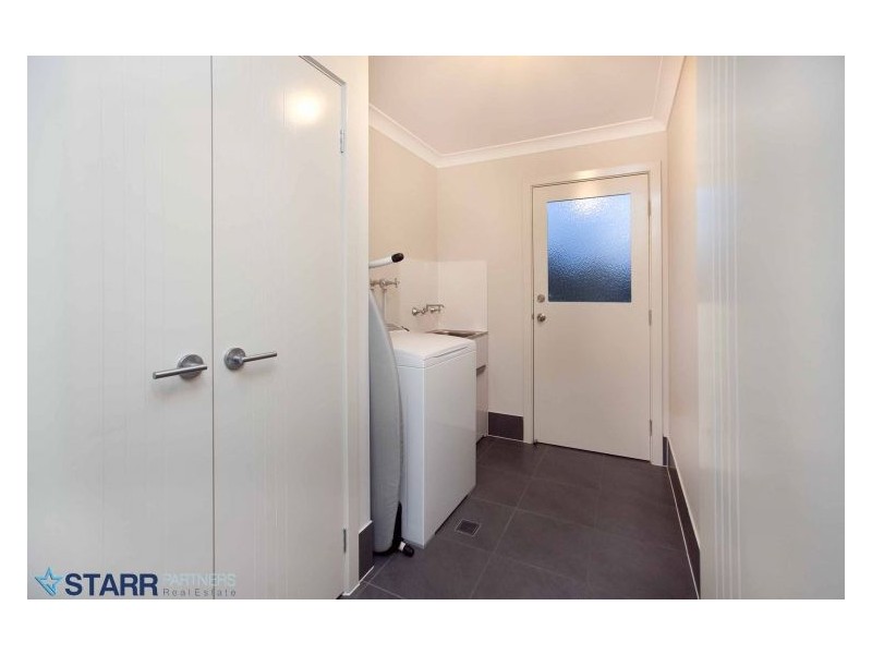 6 Fury Street, Oran Park NSW 2570