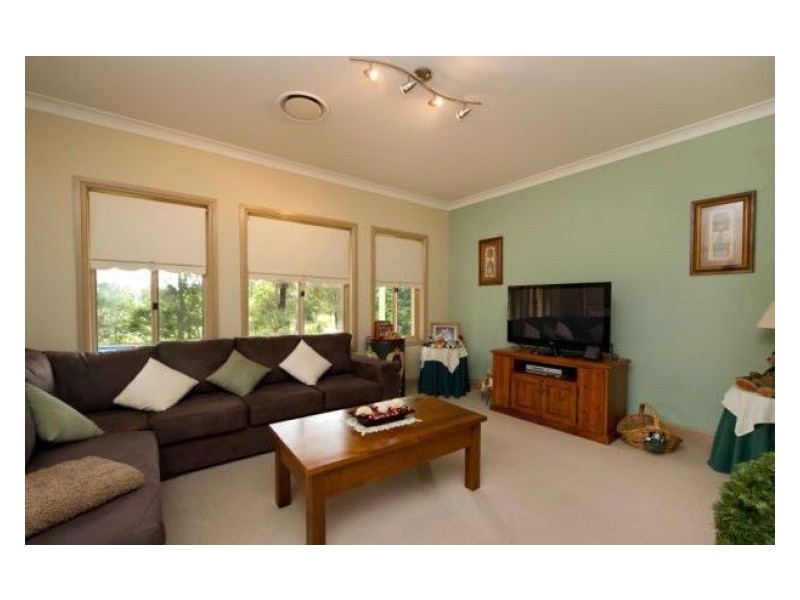 20 Lochview Crescent, Mount Annan NSW 2567